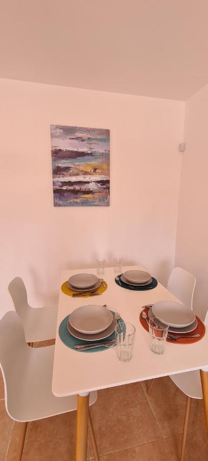 Beautiful Garden Flat Nearly Refurbished Free Wifi Apartament *